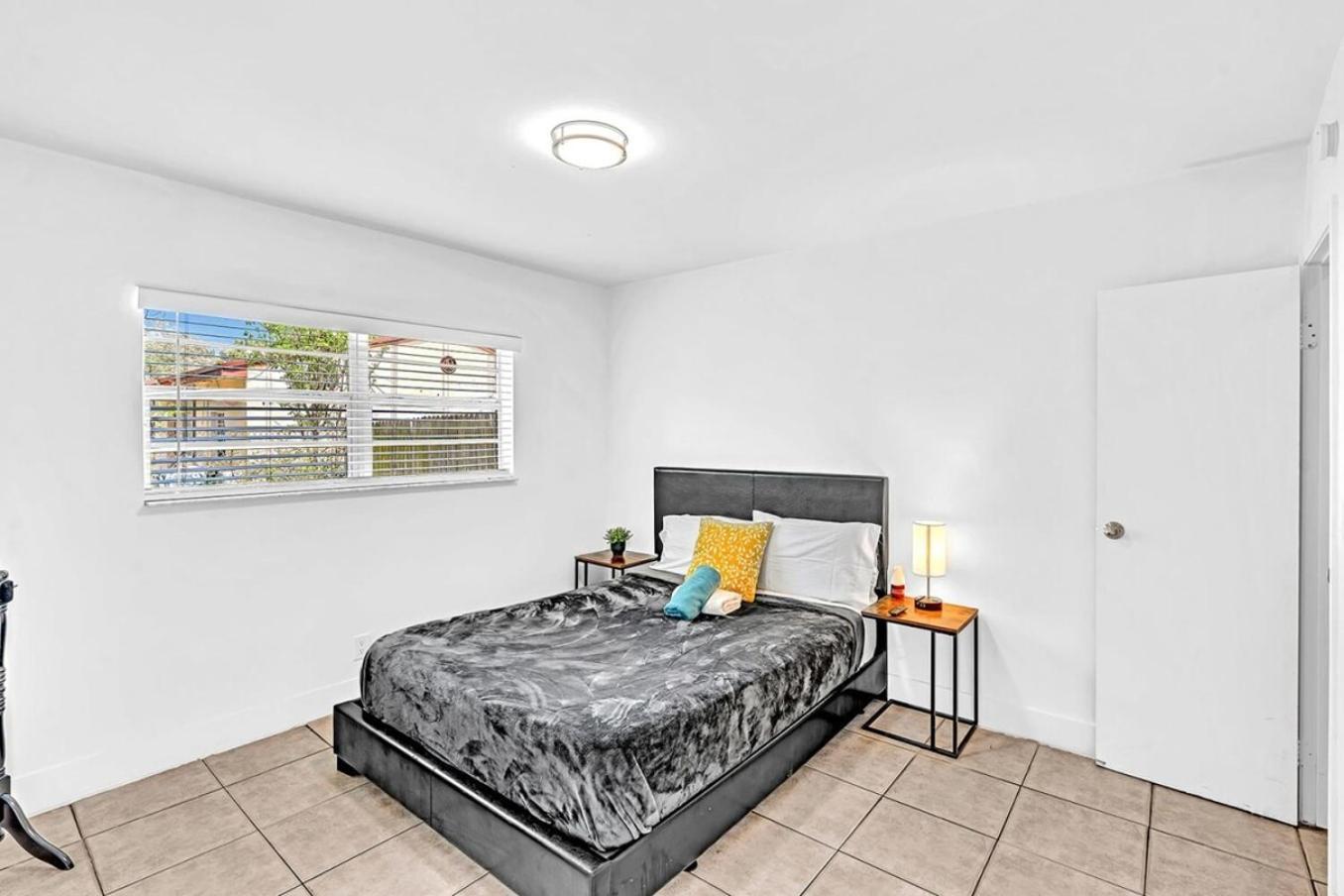 Modern 2Br Oasis Mins To Beach & Casino Db2 Dania Beach Exterior photo