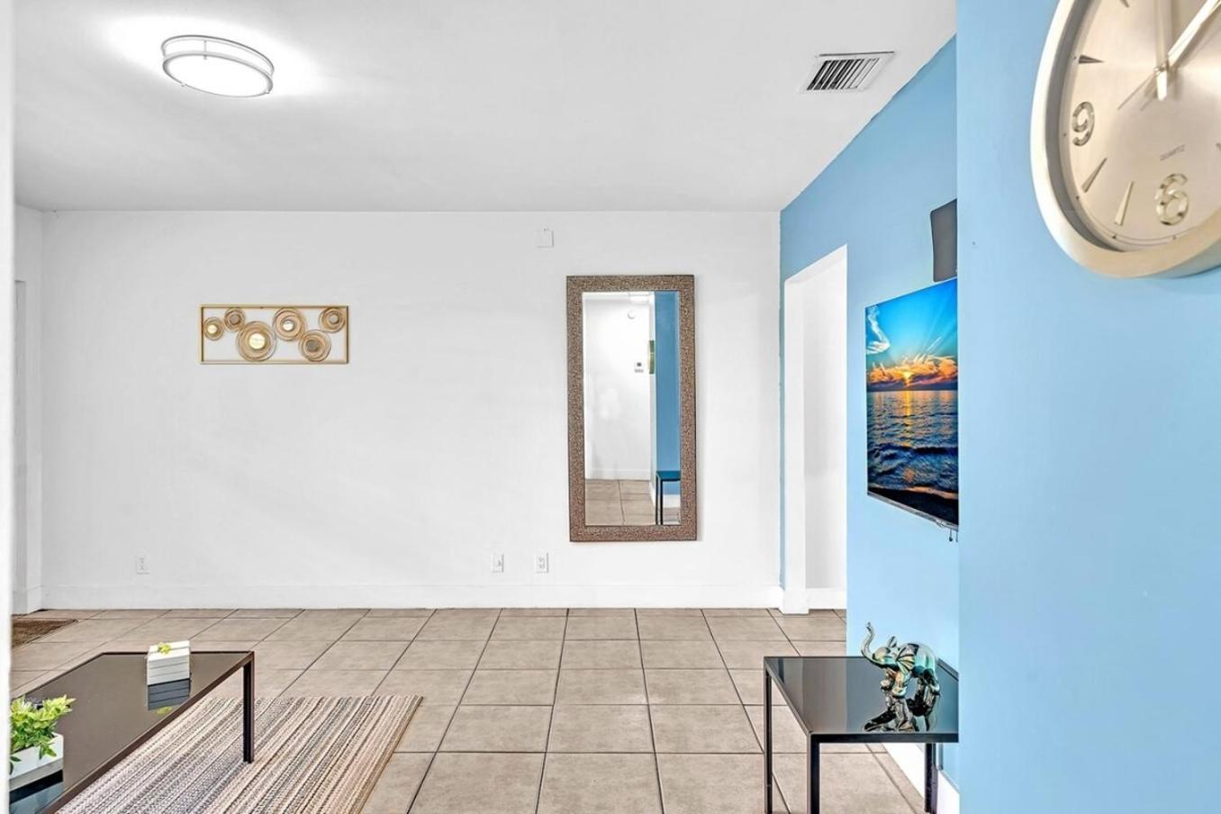 Modern 2Br Oasis Mins To Beach & Casino Db2 Dania Beach Exterior photo