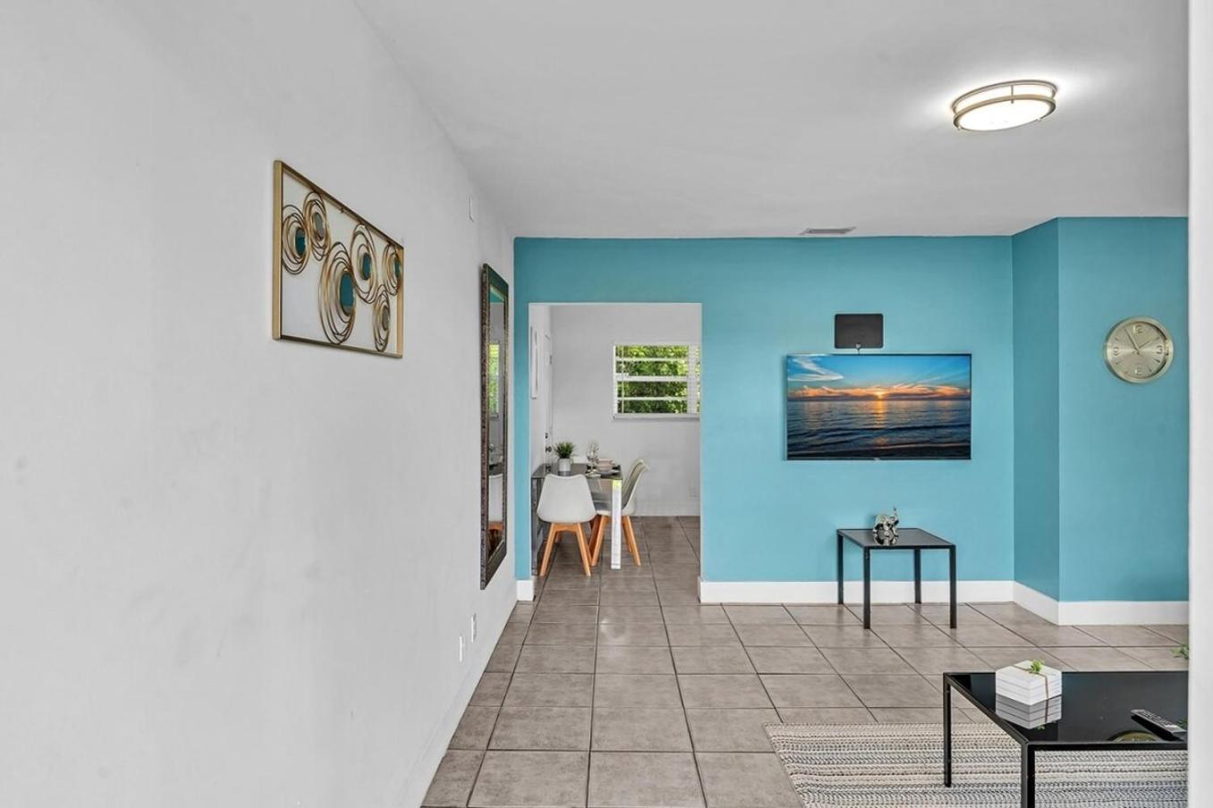 Modern 2Br Oasis Mins To Beach & Casino Db2 Dania Beach Exterior photo