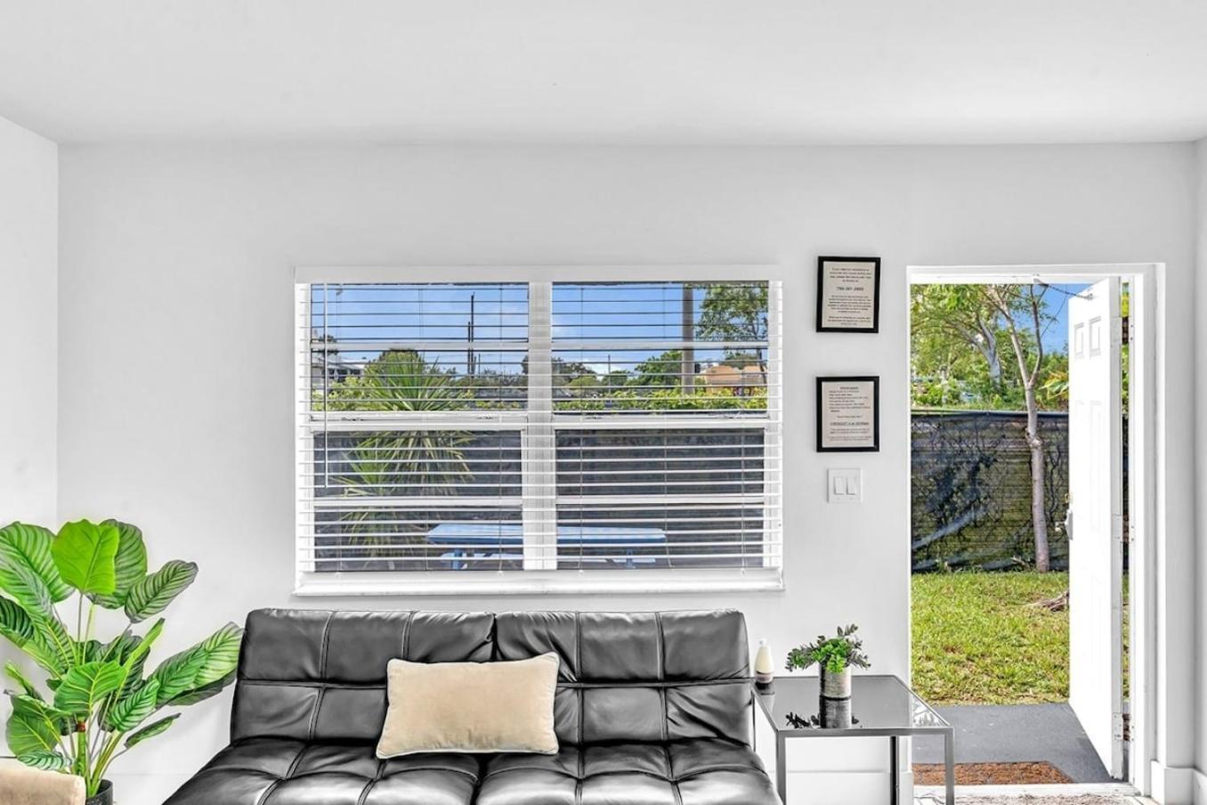 Modern 2Br Oasis Mins To Beach & Casino Db2 Dania Beach Exterior photo